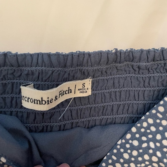 Abercrombie & Fitch Navy Polka Dot Off-Shoulder Blouse - Picture 2 of 2